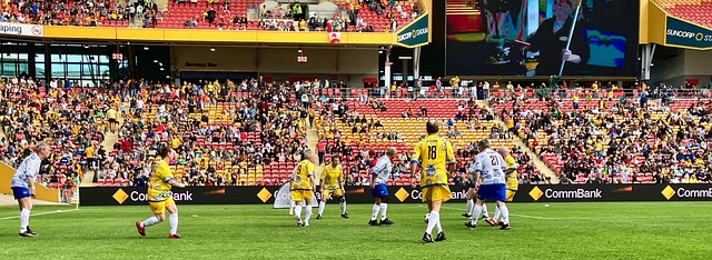 都被寄予厚 都被寄予厚